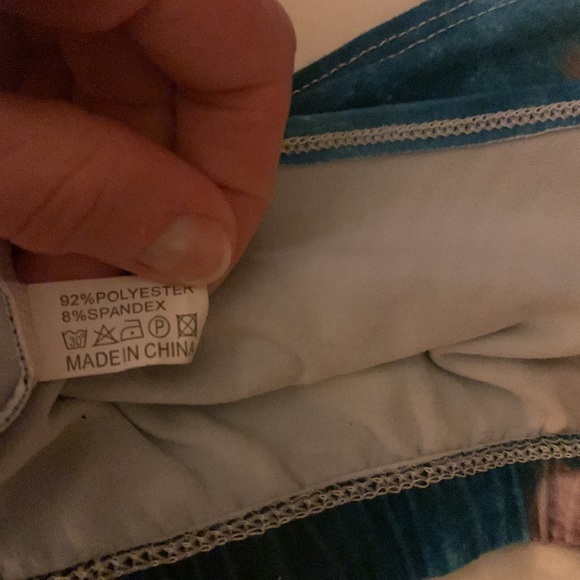 Hanky panky lace thong. Lace gap cheeky. Animal full coverage one size fits all - Picture 5 of 16